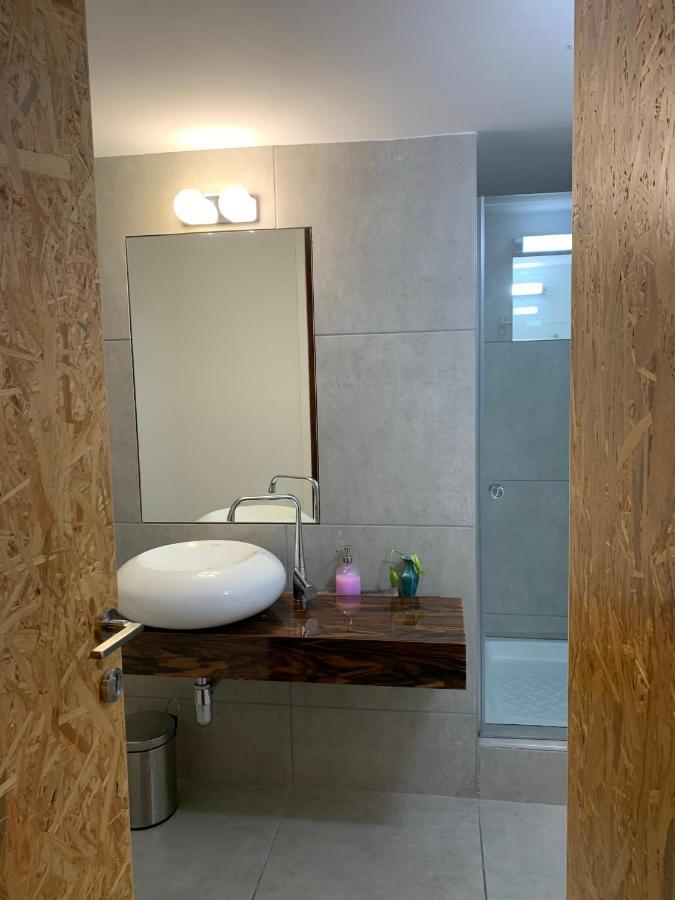 Strovolos Value Suites Eksteriør bilde
